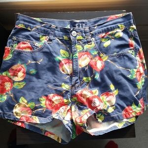 High Waisted Shorts - Vintage Gap